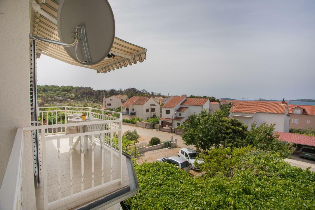 Apartmani Branko Lemac Brodarica  Dış mekan fotoğraf